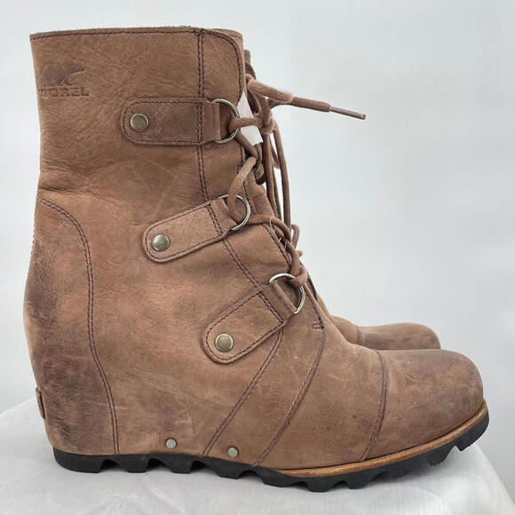 Sorel Shoes - Women's Sorel Joan of Arctic Wedge II Brown Boots Size 10